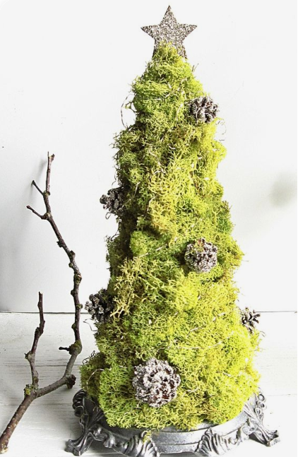 Moss diy decor tree